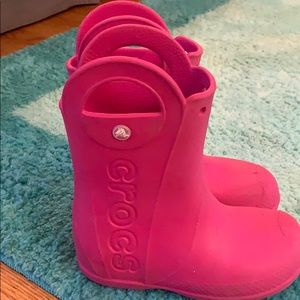 Crocs Handle It rain boots in candy pink